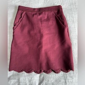 Comfortable pencil skirt